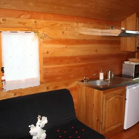 Hébergement de vacances à Sur - 20 M² Avec Balcon Jardin, *