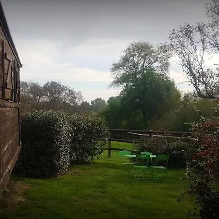 à Sur - 20 M² Avec Balcon Jardin, *