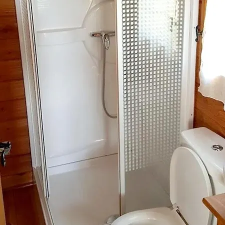 A Sur - 20 M² Avec Balcon Jardin, Semesterbostad