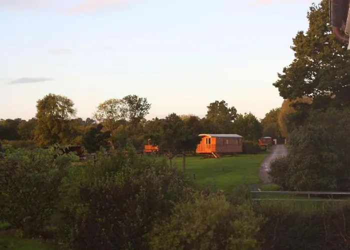 A Sur - 20 M² Avec Balcon Jardin, Feriehus *
