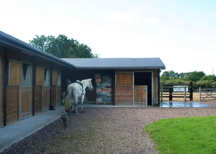 A Sur - 20 M² Avec Balcon Jardin, Feriehus